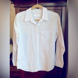 EQUIPMENT White Cotton Buttondown with Lilac-Blue Pinstripe in MEDIUM